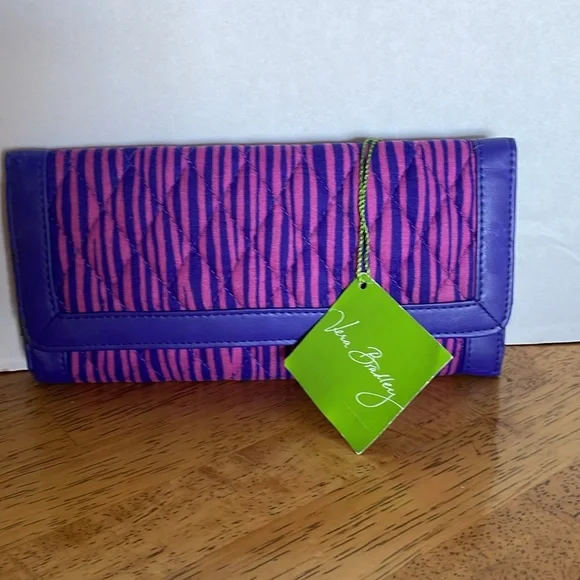 NWT Vera Bradley Purple Women's Wallet - Picture 1 of 5